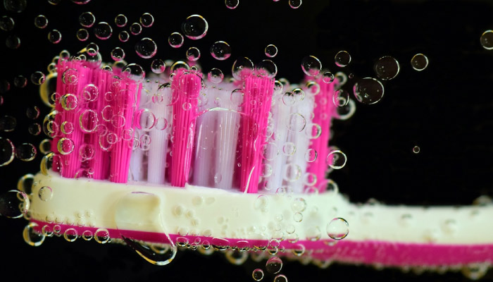 5 Uses for Old Toothbrushes